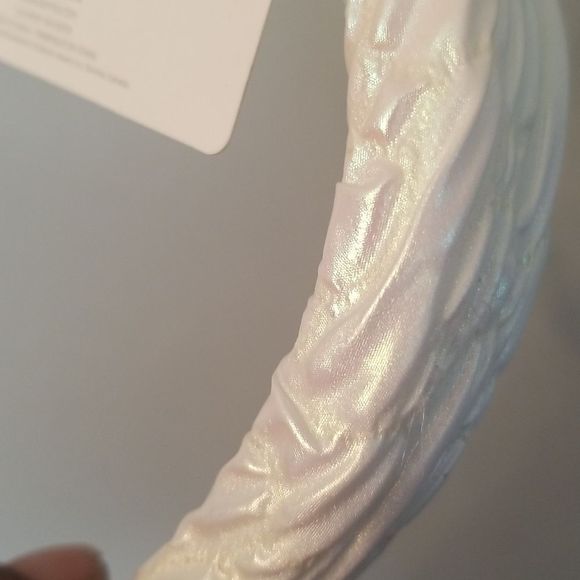 Sophi Mother of Pearl Ruched Puffy Headband NWT Irredescent - Picture 5 of 5